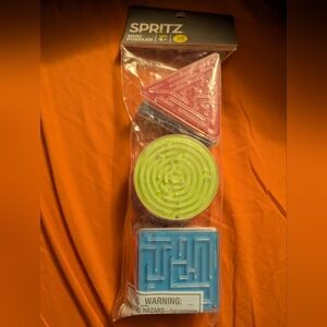 New Spritz Mini Puzzle 18 Piece Set - Multicolor